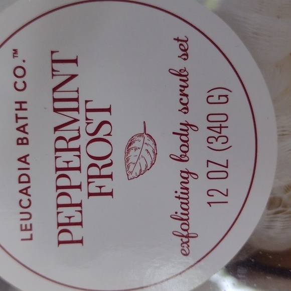 Leucadia exfoliating Body scrub set in Peppermint Frost, 12 oz jar - Picture 3 of 3